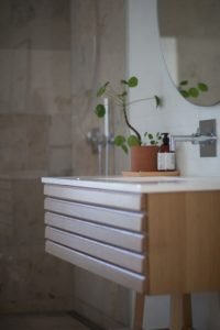 Baño suspendido
